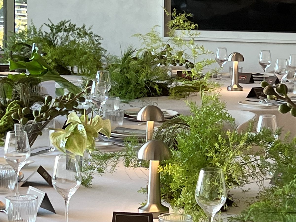Long table, styled