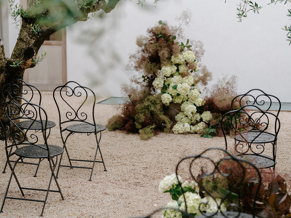 Ceremony setting